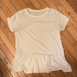 White T-shirt with ruffled bottom